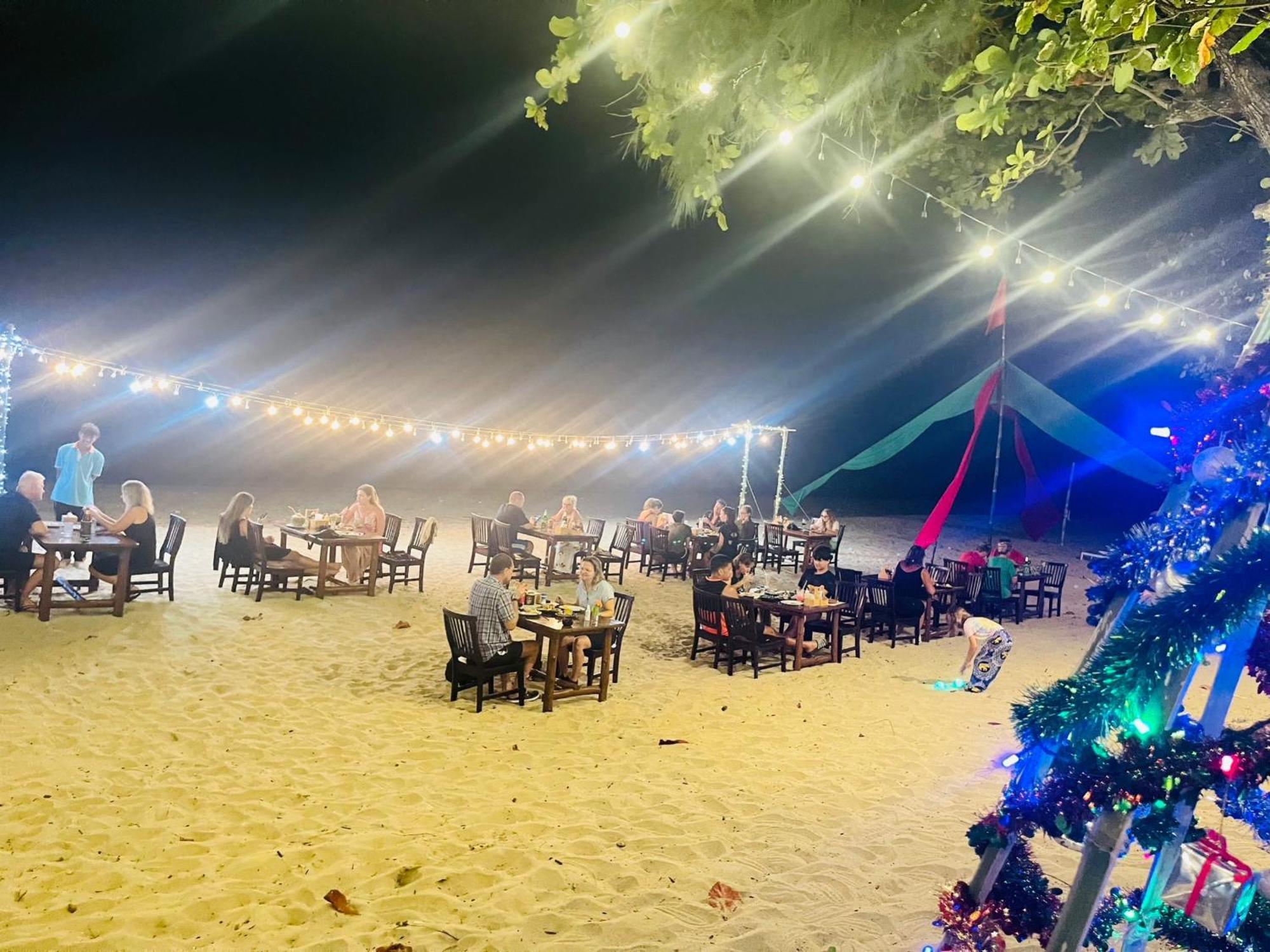 Koh Jum Delight Beach Eksteriør bilde
