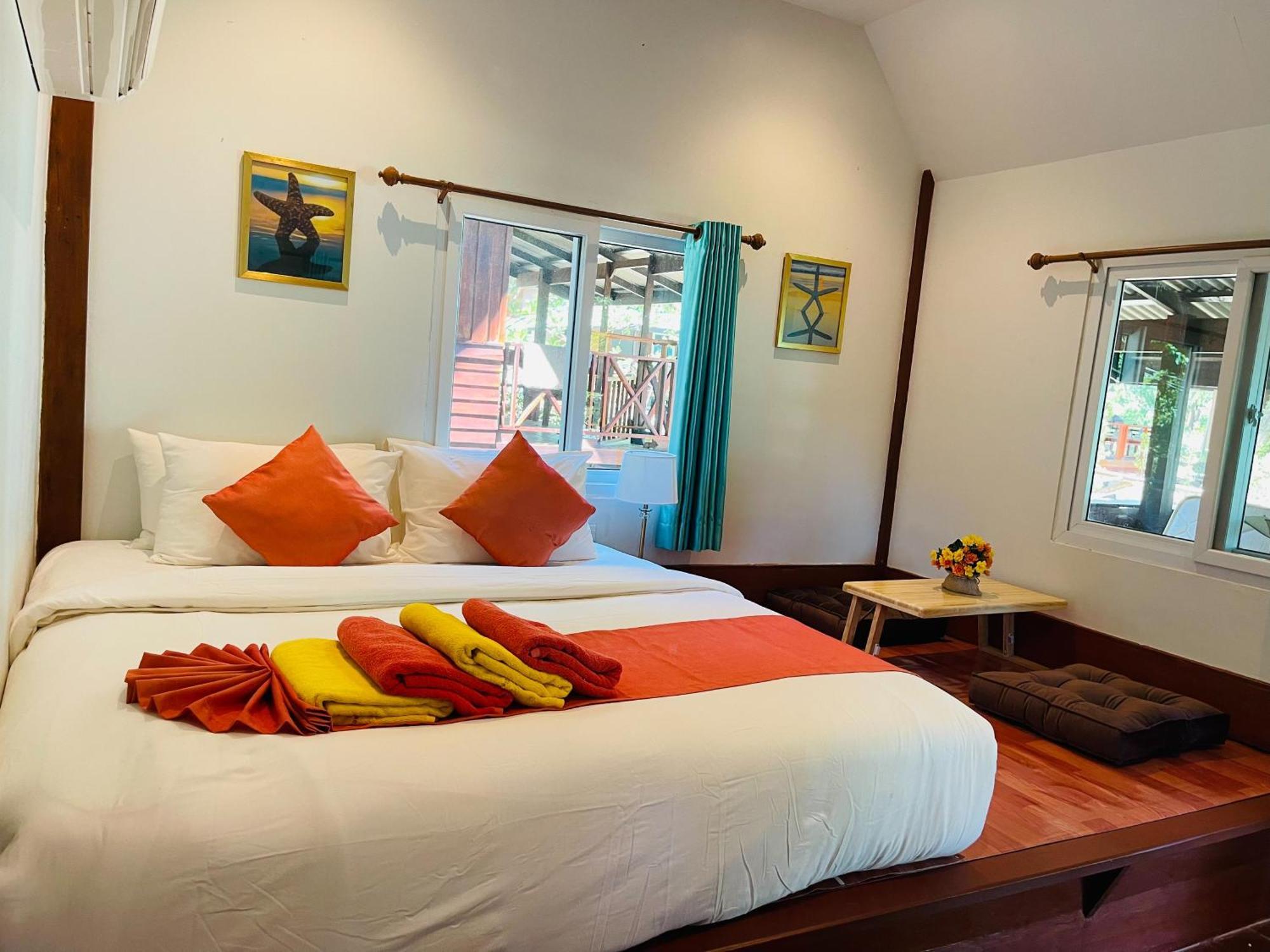 Koh Jum Delight Beach Eksteriør bilde