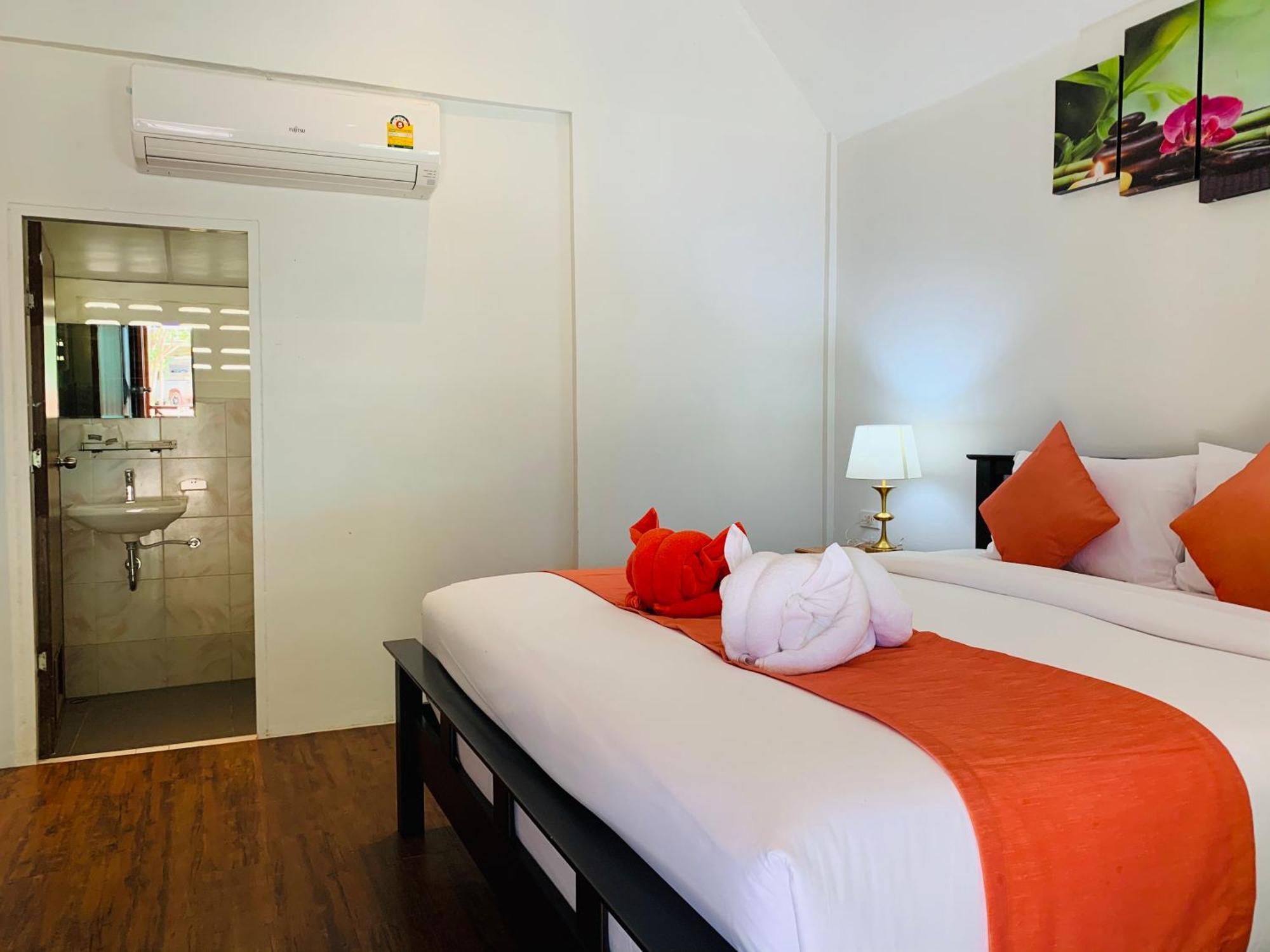 Koh Jum Delight Beach Rom bilde